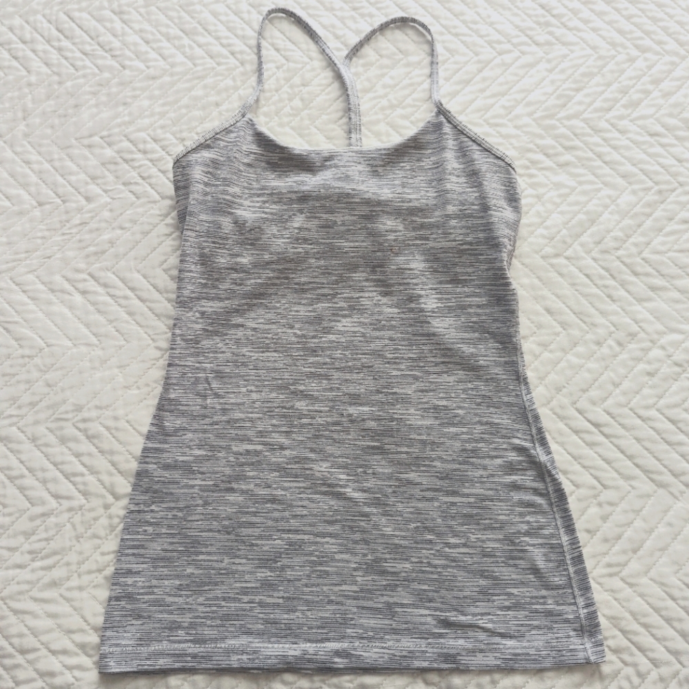 Lululemon gray tank with built in bra